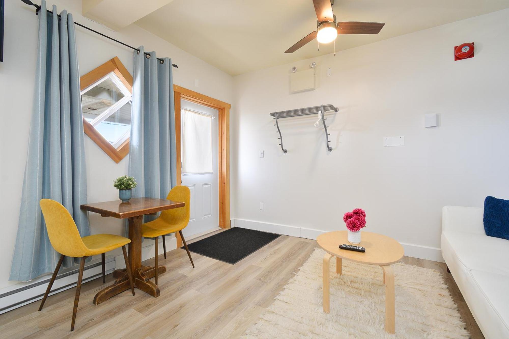St. Peter's Pepperell Place Inn Inc. מראה חיצוני תמונה